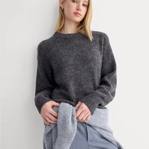 Everlane Womens Alpaca Charcoal Gray Crew Cocoon Sweater size Large
